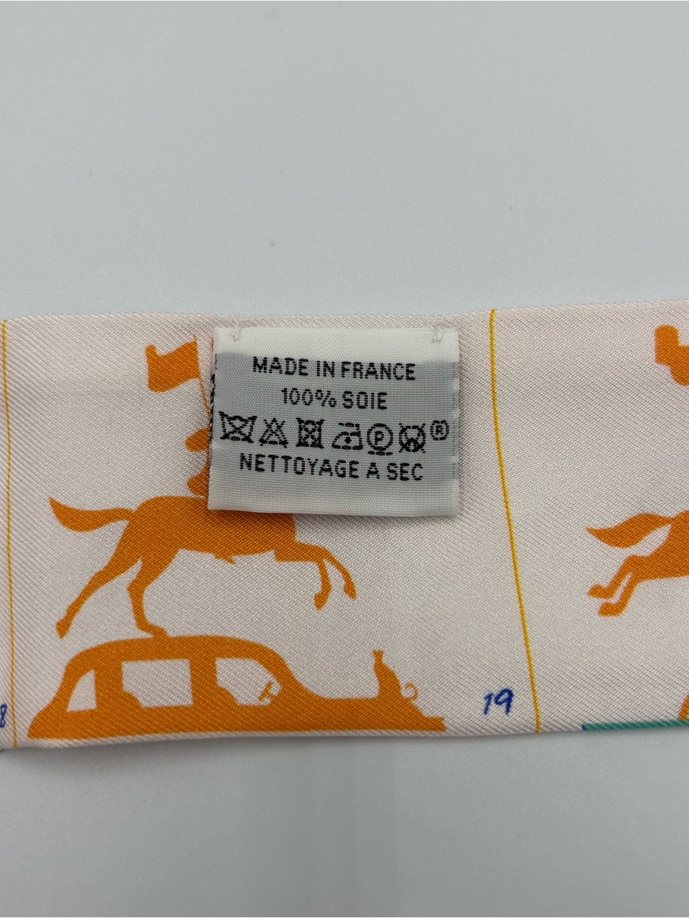 Hermes Parade Twilly Rose Pale Ivory Silk Scarf Horse Rider Ribbon FBG - Picture 5 of 6